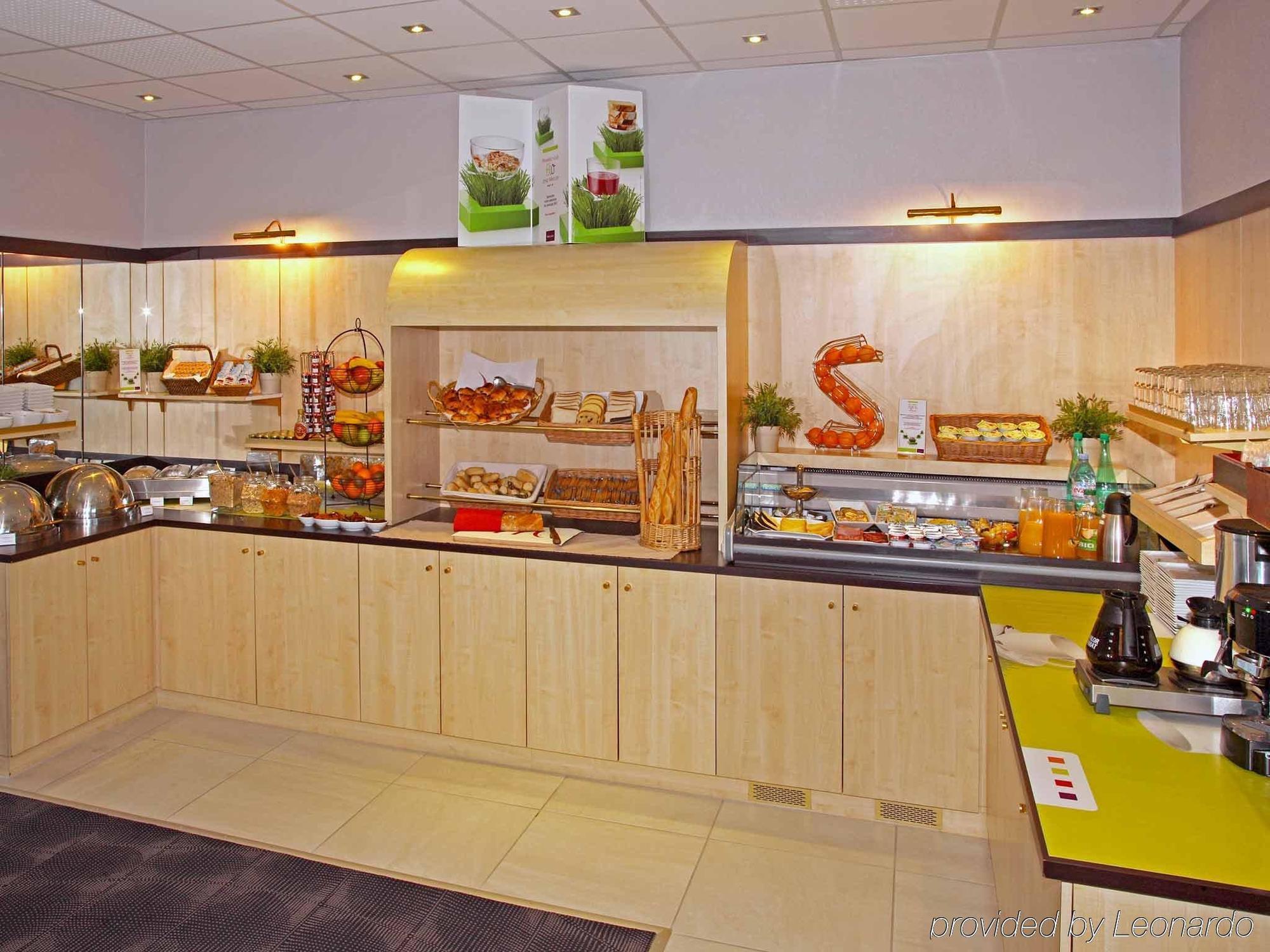 Mercure Tours Centre Gare Et Congres Restoran gambar